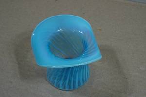 Vintage Fenton Art Glass Blue Opalescent Swirt Top Hat Vase