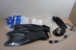 Cressi Adult Rondine Palau Fin Snorkel Set - Fin Size ML