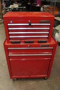 Waterloo 2-Piece Rolling Metal Tool Chest