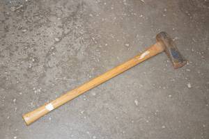 Collins Axe