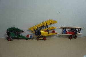 Vintage Homco WWI Airplane Cast Metal Wall Dcor