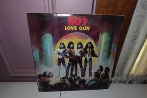 KISS Love Gun Vinyl Record Album
