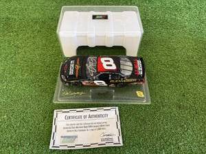 Dave Matthews BandBudweiser 2004 Chevrolet Monte Carlo 124 Scale