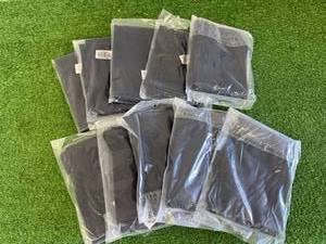 10 New Black Aprons