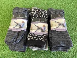 18 Pair New Cuddl Duds Shoe Size 4-10 Socks