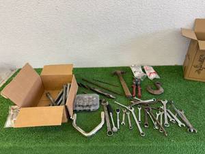 Hand Tools & Hardware