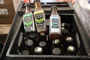 19 Bottles of Pure Leaf Teas Mixed ...
