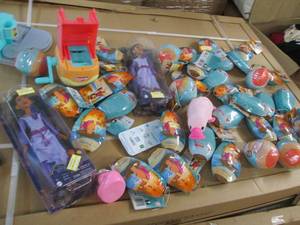 Large lot of Moana 2 and other toys...