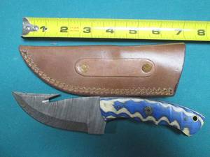 New Hand Crafted Damascus Blade Style Knife