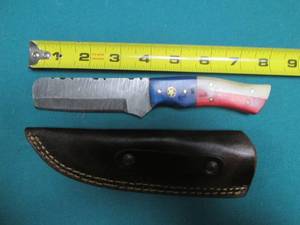New Hand Crafted Damascus Blade Style Knife