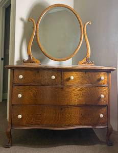Antique Serpentine Front 4 Drawer Dresser with Round Swivel Mirror
