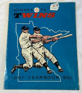 1961 Minnesota Twins Vintage Baseball Yearbook