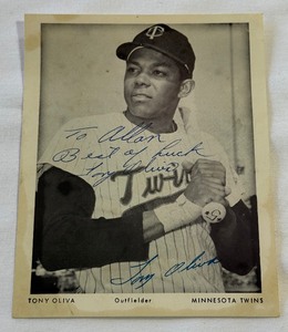 Tony Oliva Early Autograph Minnesota Twins Team Issue Photo