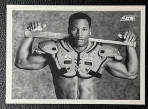 Bo Jackson Iconic Shoulder Pad Bat Photo 1990 Score Football Card No. 697