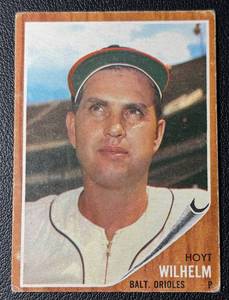 Hoyt Wilhelm High # 1962 Topps Vintage Baseball Card No. 545