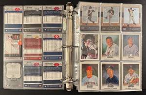 Misc Bulk Baseball Card Binder