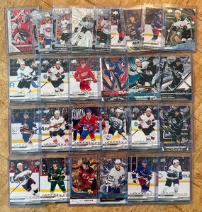 Large Hockey Card Lot w Many Young Guns and Rookies