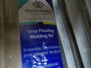 7 New Pcs. Vinyl Flooring Molding K...