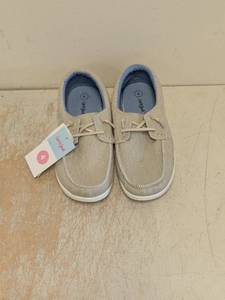NEW CAT & JACK KIDS BRIAR SLIP ON SIZE 4 TAN