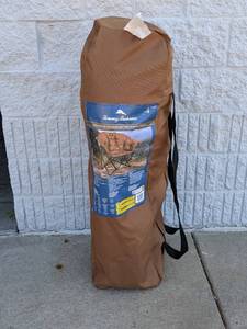 TOMMY BAHAMA JUMBO CLUB CHAIR BROWN