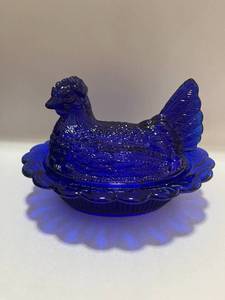 6 12 Mosser Cobalt Blue Hen on Nest No chips or cracks