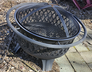 Like New Fire Pit