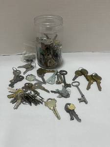 Lot of Old Car, Machine, Clock and Skeleton Keys Approx 110