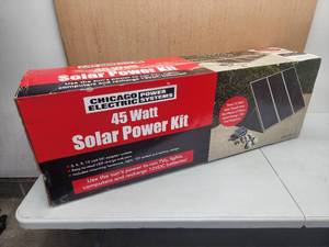 NEW Chicago Electric 45 Watt Solar Power Kit