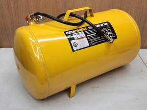 Central Pneumatic 11 Gal Portable Air Tank