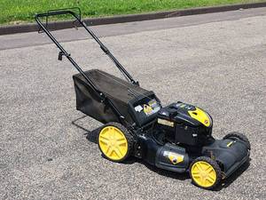 Brute Lawnmower Powered by Briggs & Stratton