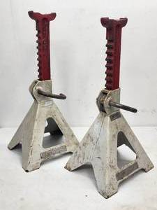 (2) 6 Ton Jack Stands