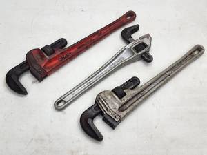 (3) Assorted Size Plumbers Pipe Wrenches