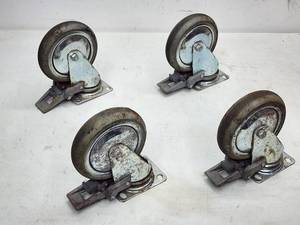 (4) Caster Wheels