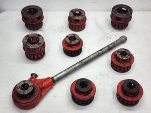 (9) Commercial Black Pipe Tap Threader Heads with Handle