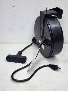 Bayco Retractable Extension Card Reel