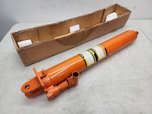 NEW Central Hydraulic 6000 lb. Round Bottom Long Ram Hydraulic Jack with Handle