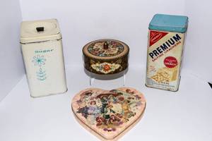 Collection of 4 Vintage Tins  Saltines Cracker Tin, Sugar Tin & More