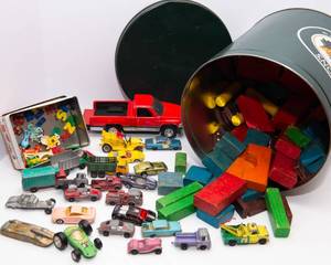 Vintage Kids Toys Lot  Wooden Blocks, Metal Cars & Small Magnets