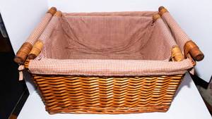 Set of 2 Wicker Nesting Baskets