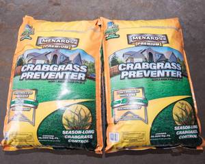 Crabgrass Preventer  Full Bags (2 Total)  Covers 15,000 sq ft Each