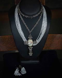 Sarah Coventry Jewelry Lot  Silvertone Cross Pendant & NecklaceEarrings Set