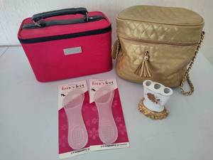 MakeupLunch Bags, Gel Insoles & Toothbrush Holder
