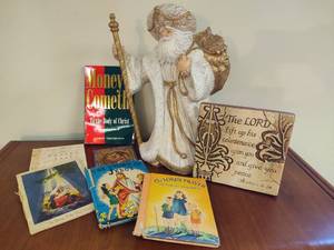 Religious Decor & Books