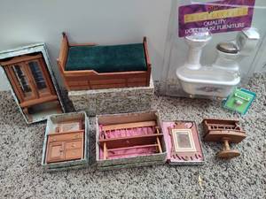 Assorted Wood & Porcelain Dollhouse Furniture