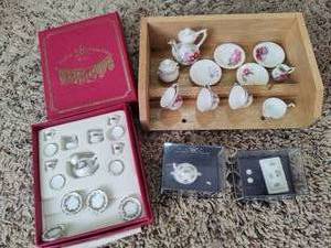 Reutier Porcelain Dollhouse China