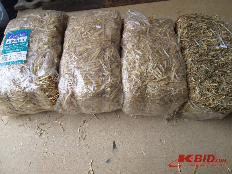 Create a Craft Large Straw Bale 4 b...