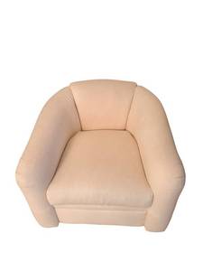 Levitz Signature Collection Armchair - Classic House Signature Collection Label