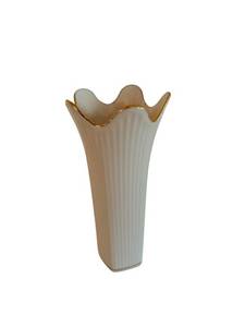 Lenox 7.5 Inch Fluted Rim Vase - Porcelain with Subtle Ribbing