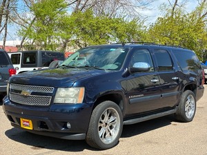 2008 CHEVROLET SUBURBAN LTZ No Accidents Reported  4x4 (NO RESERVE)