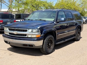 2004 CHEVROLET SUBURBAN 1500 LT (NO RESERVE)